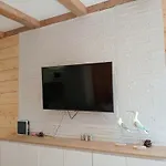 Casa De Madera 2 *
