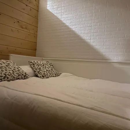 Casa De Madera 2 Апартаменты Эстепона